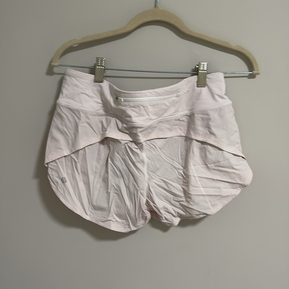 Lululemon hotty hot shorts - Picture 2 of 2